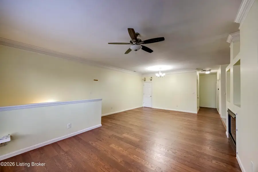 10502 Vining Pl #APT 201, Louisville, KY 40241 - #3