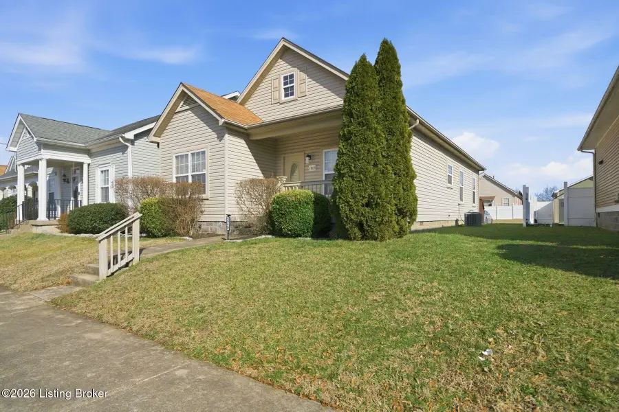 1715 William E Summers Iii Ave, Louisville, KY 40211 - #3
