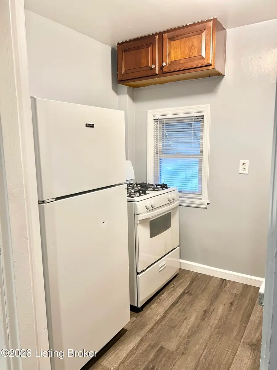 1853 Bank St, Louisville, KY 40203 - #3