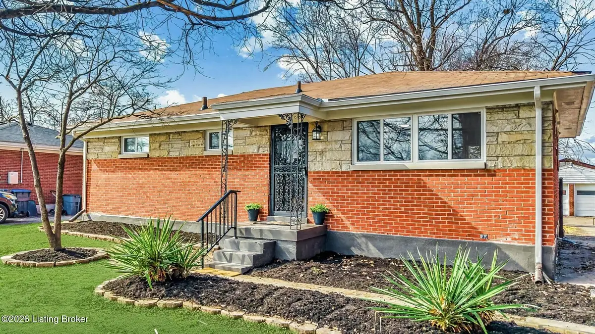 7712 Carnation Dr, Louisville, KY 40258 - #1