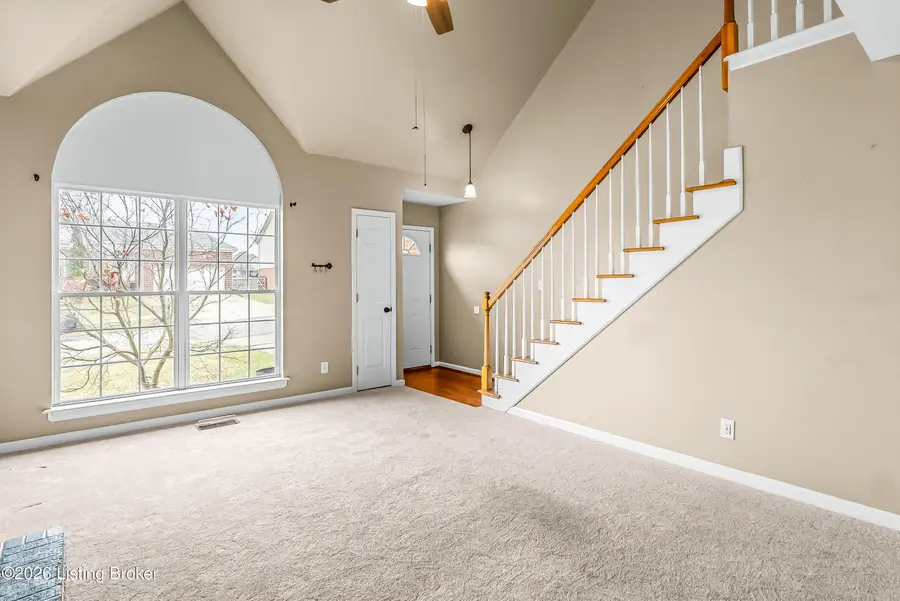 507 Matterhorn Dr, Shelbyville, KY 40065 - #3