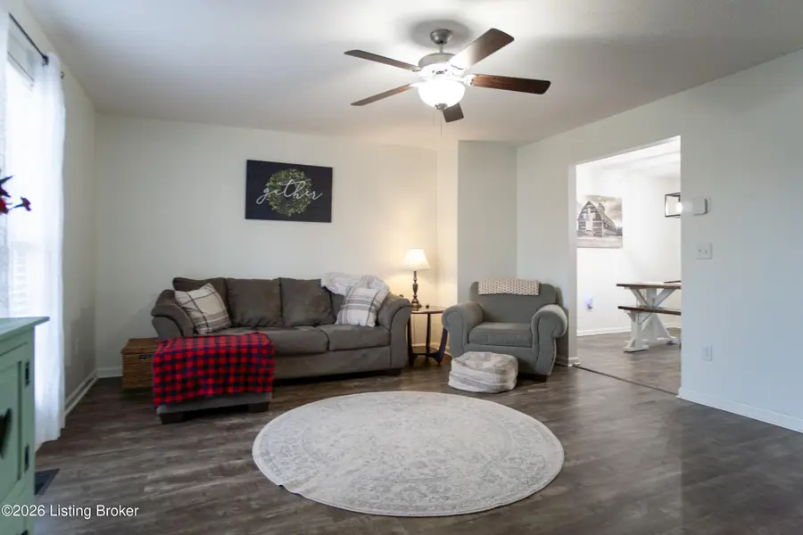 244 Blossom Ln, Elizabethtown, KY 42701 - #2