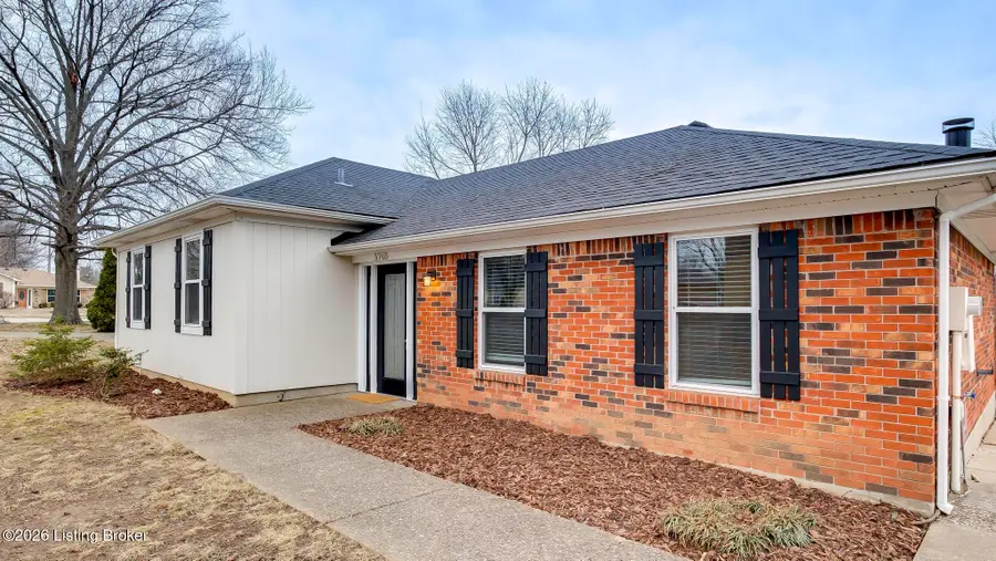 3703 Bartlett Ct, Louisville, KY 40218 - #3