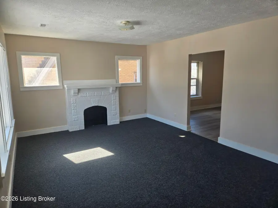 922 S 43rd St, Louisville, KY 40211 - #3