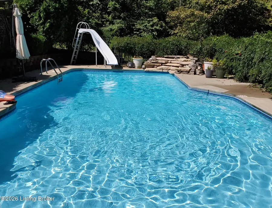 17002 Ash Hill Dr, Louisville, KY 40245 - #3