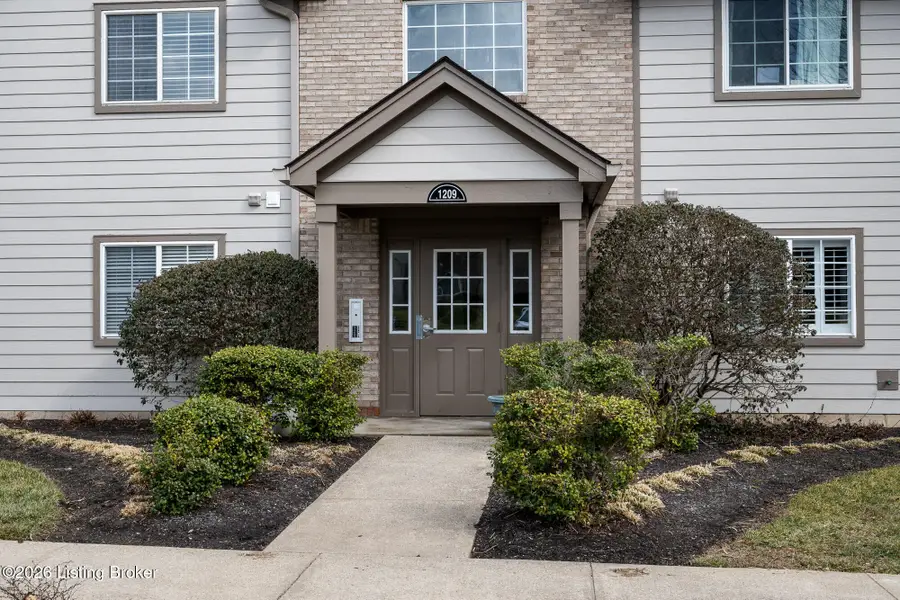 1209 Taxus Top Ln #201, Louisville, KY 40243 - #2