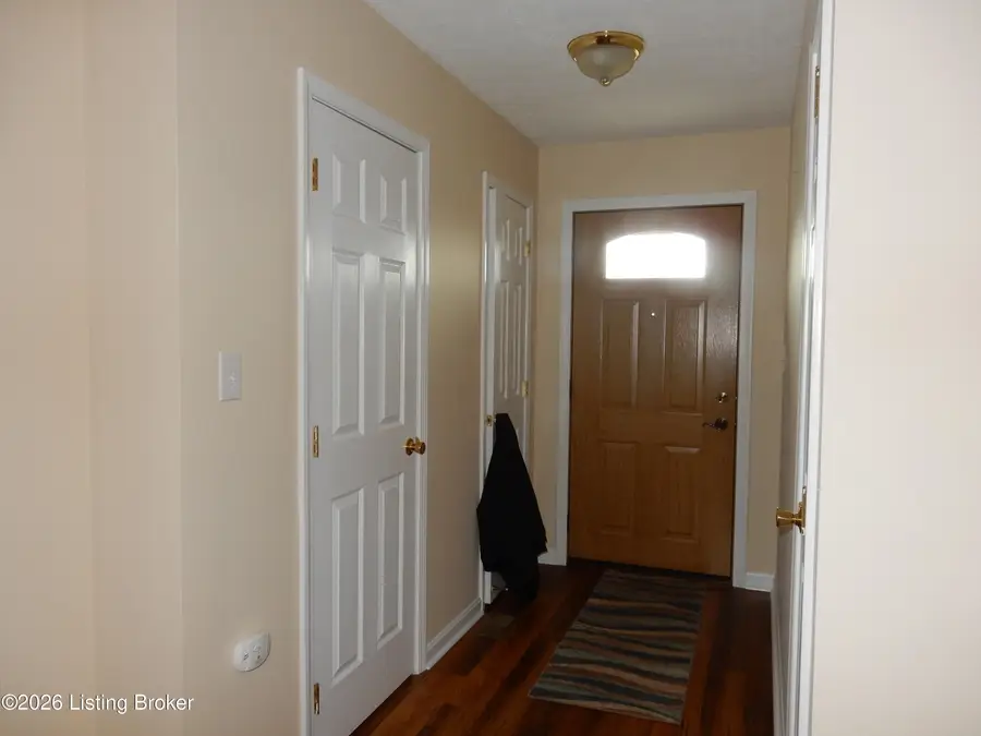 268 Spencer Ln, Mount Washington, KY 40047 - #2