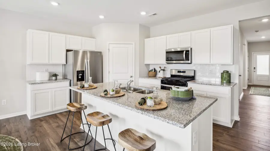 11124 Pheasant Run Ct, Louisville, KY 40229 - #3