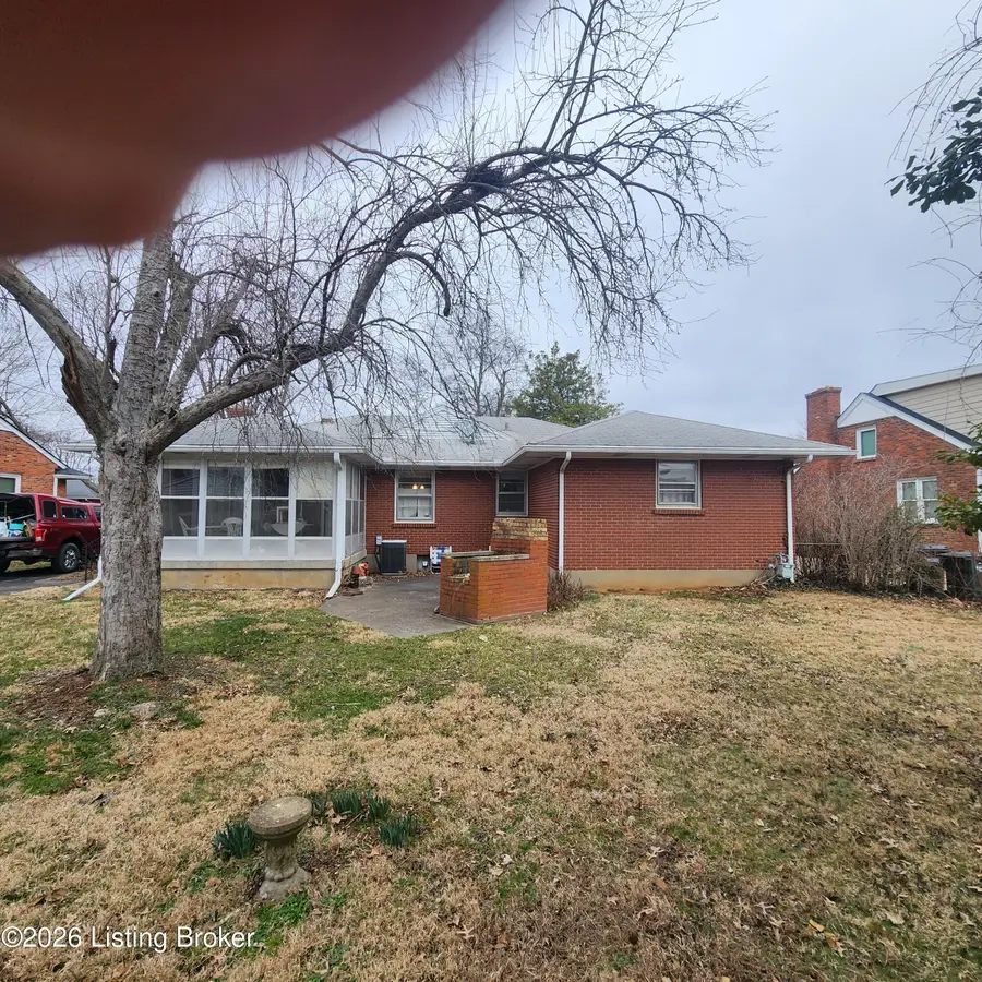 3604 Graham Rd, Louisville, KY 40207 - #2
