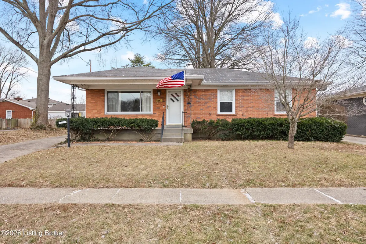 6208 Cutter Dr, Louisville, KY 40218 - #1