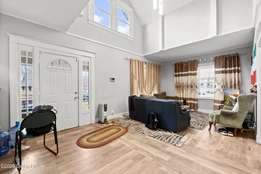 1456 Beech St, Louisville, KY 40211 - #3