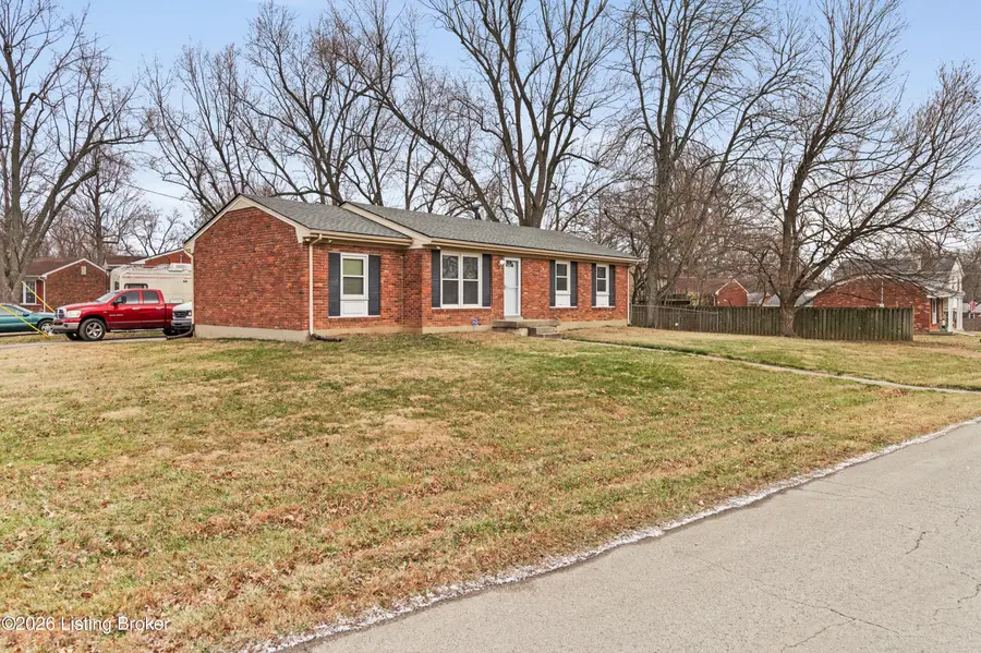 9309 Cloverwood Ln, Louisville, KY 40291 - #3