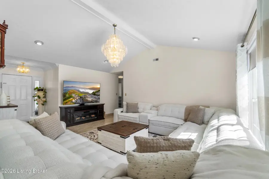 5214 Plume Dr, Louisville, KY 40258 - #3