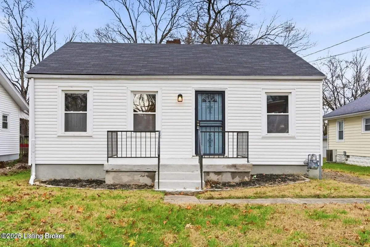 1119 W Ashland Ave, Louisville, KY 40215 - #1