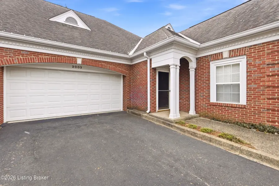 2003 Ashwood Bluff Ct, Louisville, KY 40207 - #2