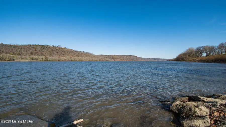 28 Paradise Point, Milton, KY 40045 - #2