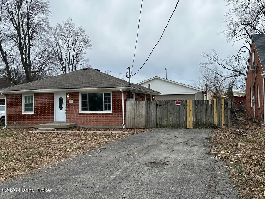 5276 Stephan Dr, Louisville, KY 40258 - #2