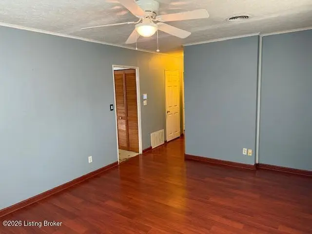 207 Marian Dr, Louisville, KY 40218 - #3