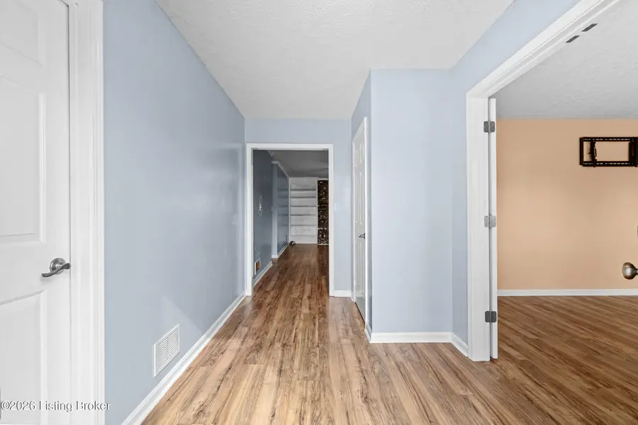 307 Chippendale Ct, Louisville, KY 40214 - #3