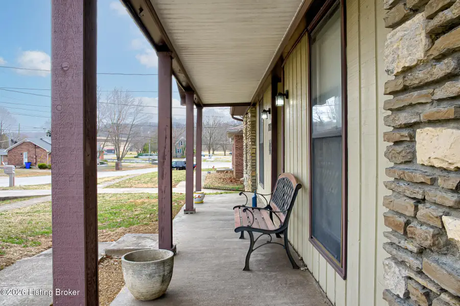 7112 Birnamwood Dr, Louisville, KY 40258 - #3