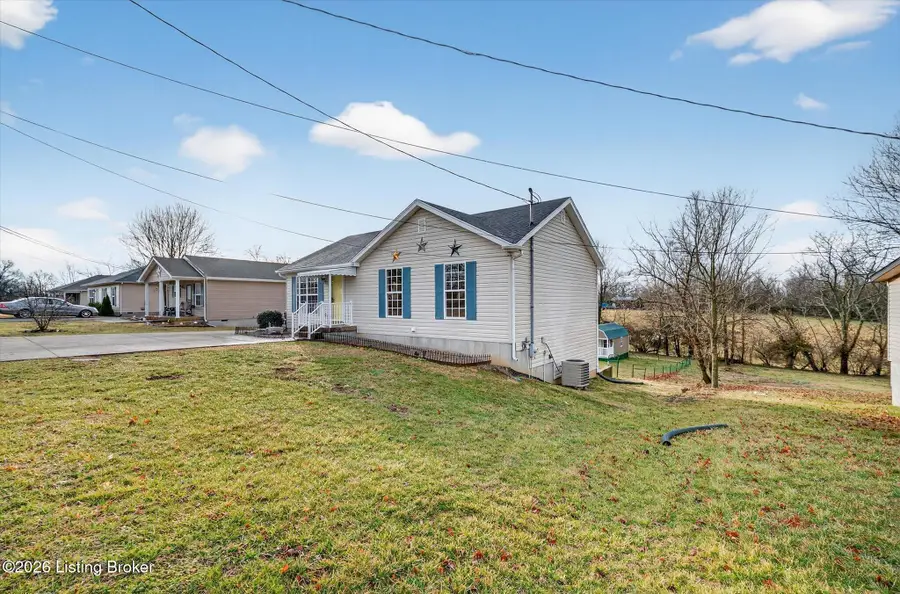 171 W Owen St, Eminence, KY 40019 - #3