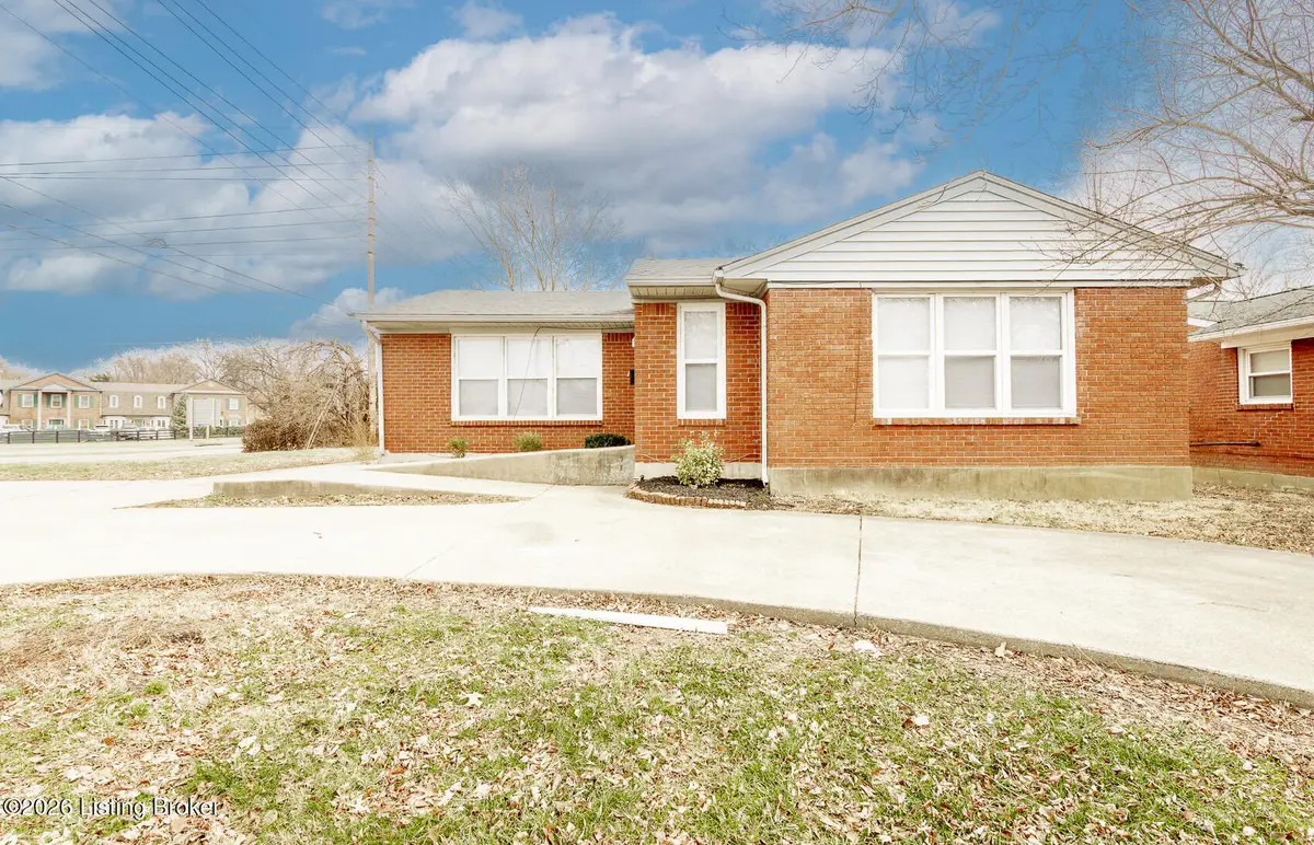 3700 Taylorsville Rd, Louisville, KY 40220 - #1