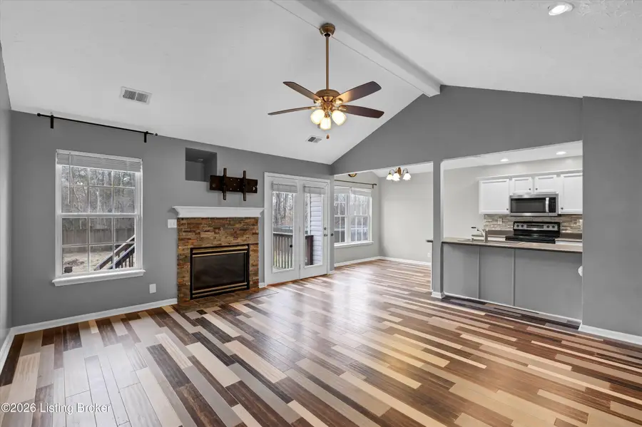 11113 Brook Bend Ct, Louisville, KY 40229 - #3