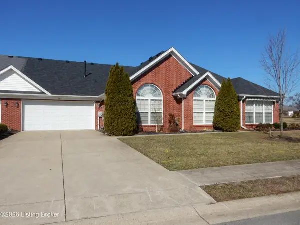 263 Woodlake Dr, Mt Washington, KY 40047