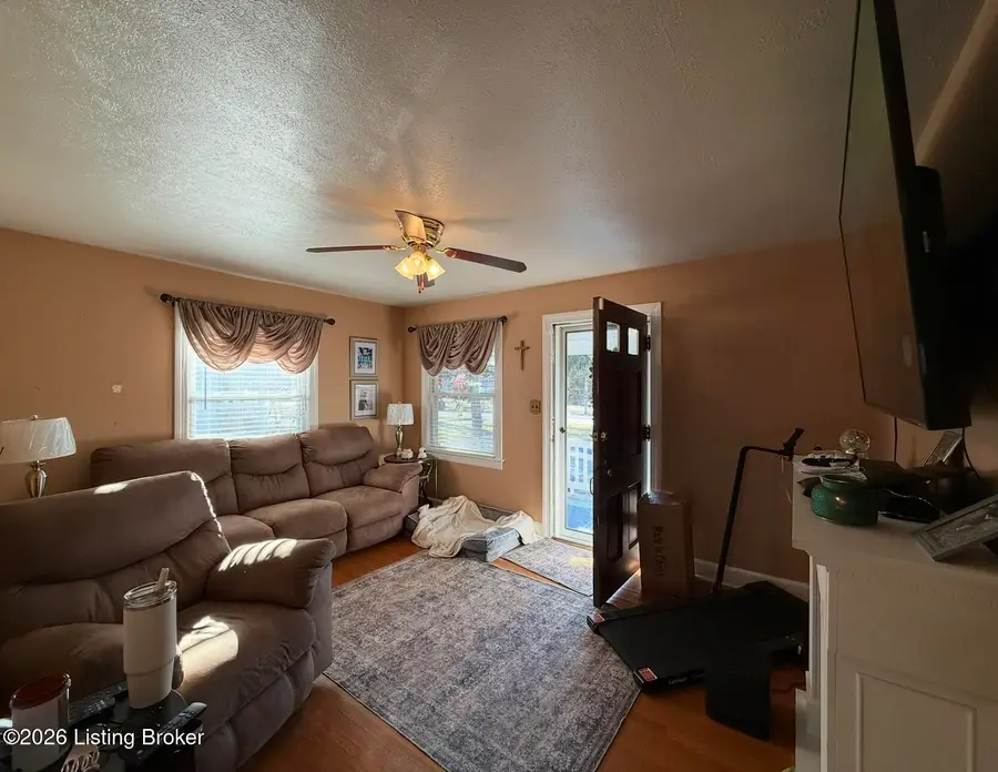 4823 S 6th St, Louisville, KY 40214 - #2