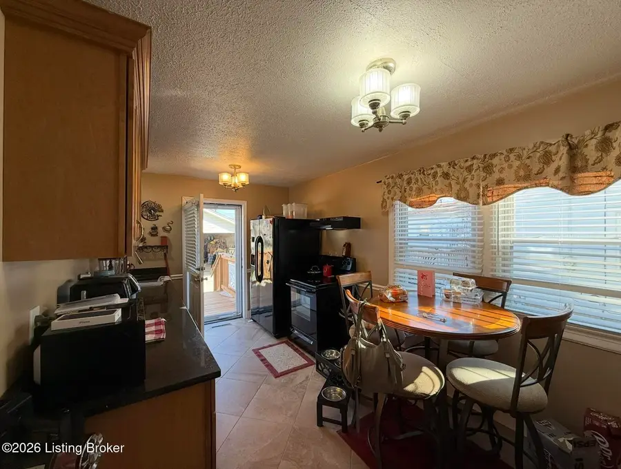 4823 S 6th St, Louisville, KY 40214 - #3