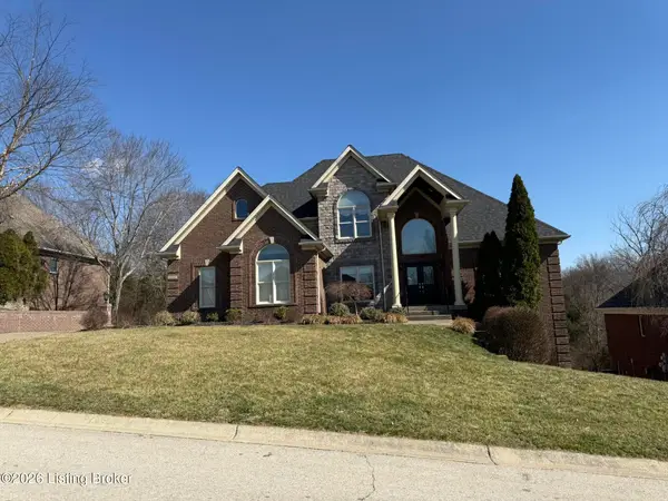 8007 Kendrick Crossing Ln, Louisville, KY 40291