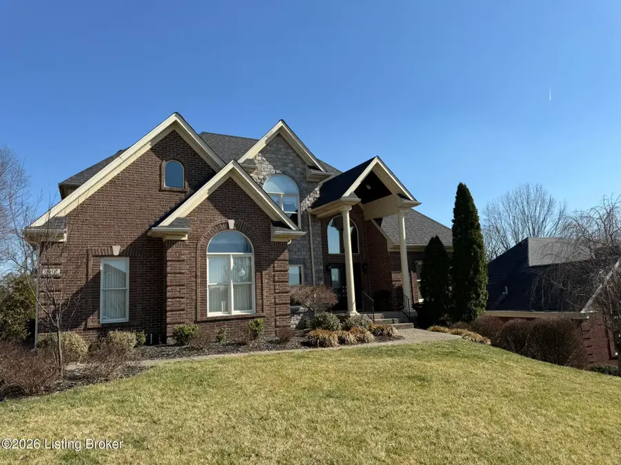 8007 Kendrick Crossing Ln, Louisville, KY 40291 - #2