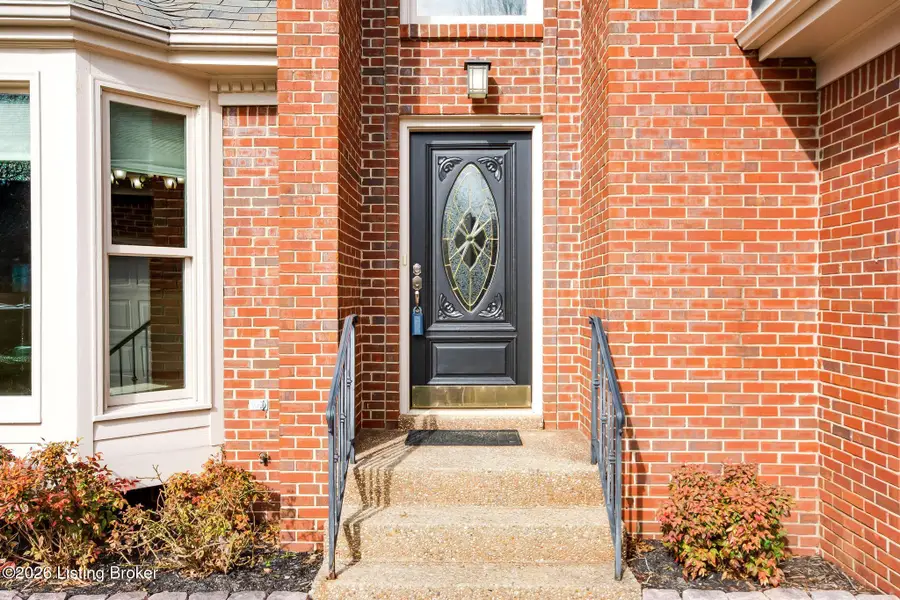 8016 Cedar Glen Ln, Louisville, KY 40291 - #3