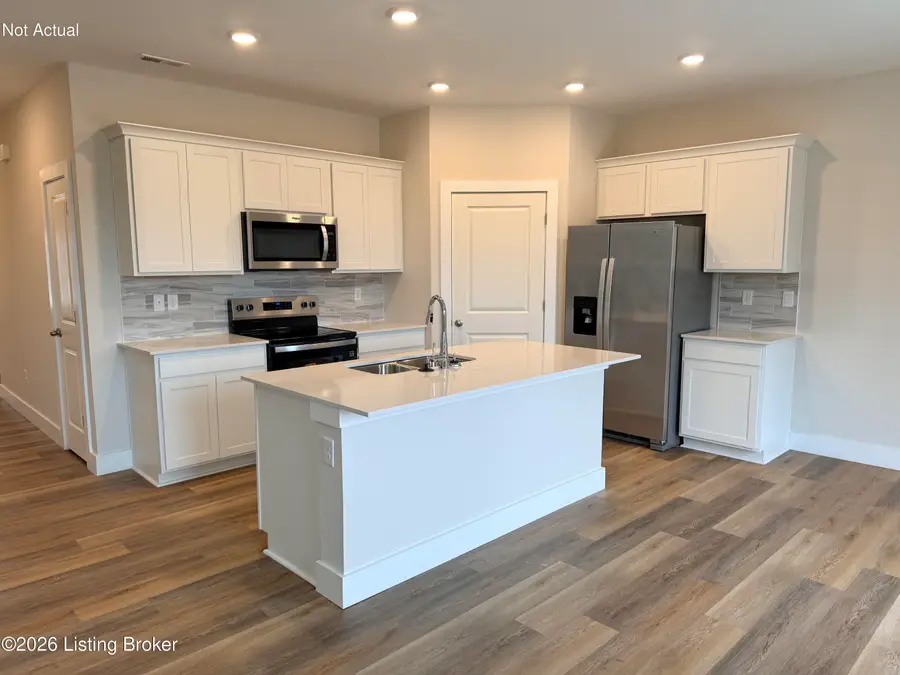 8103 Cedar Meadows Ln, Louisville, KY 40229 - #3