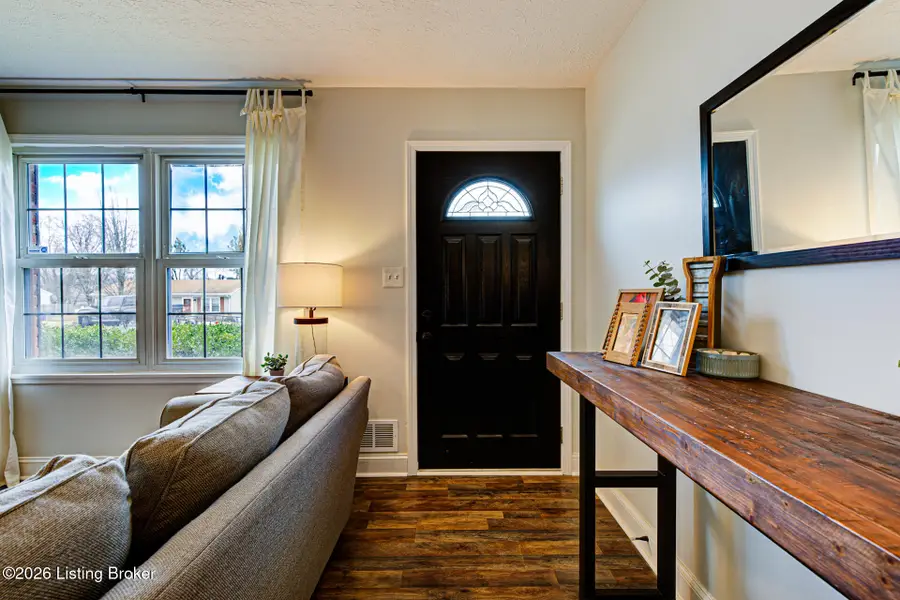 6513 Dunnlea Dr, Pewee Valley, KY 40056 - #3