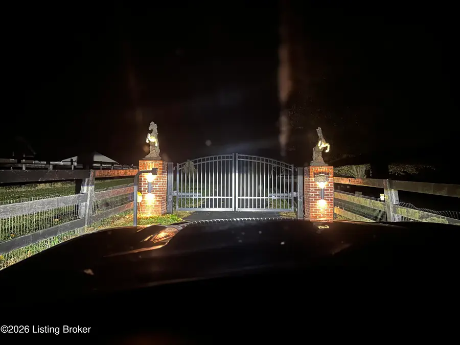 700 Cedarmore Rd, Bagdad, KY 40003 - #3