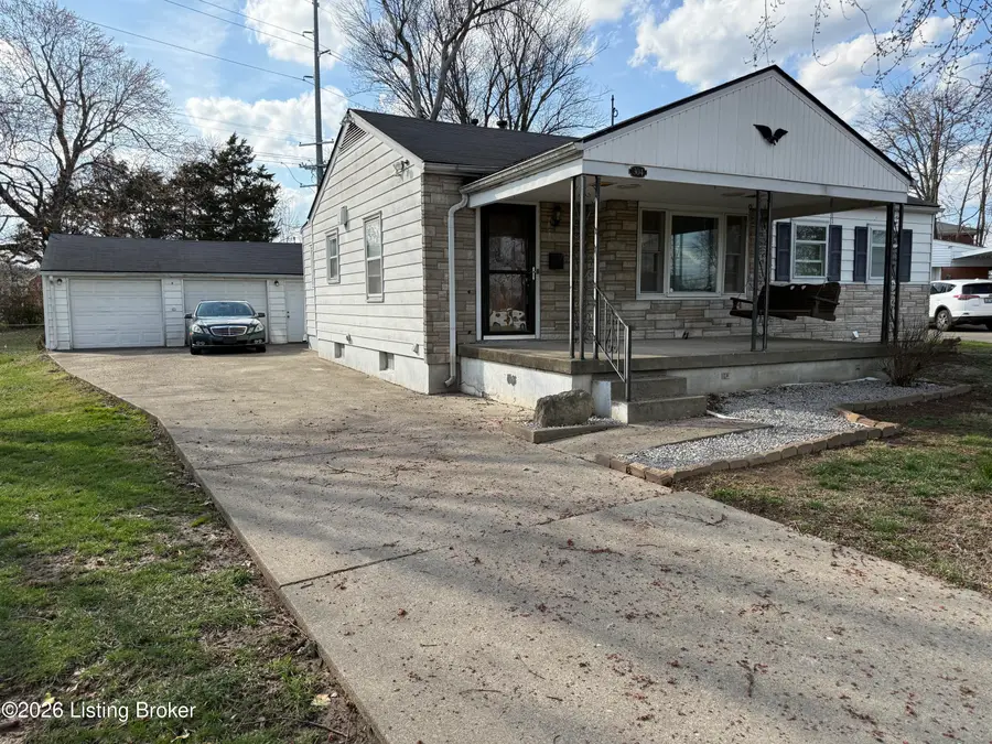 304 W Southside Ct, Louisville, KY 40214 - #2