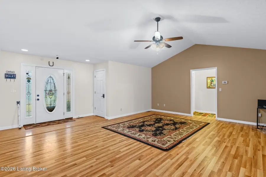 629 Wind Brook Dr, Elizabethtown, KY 42701 - #2