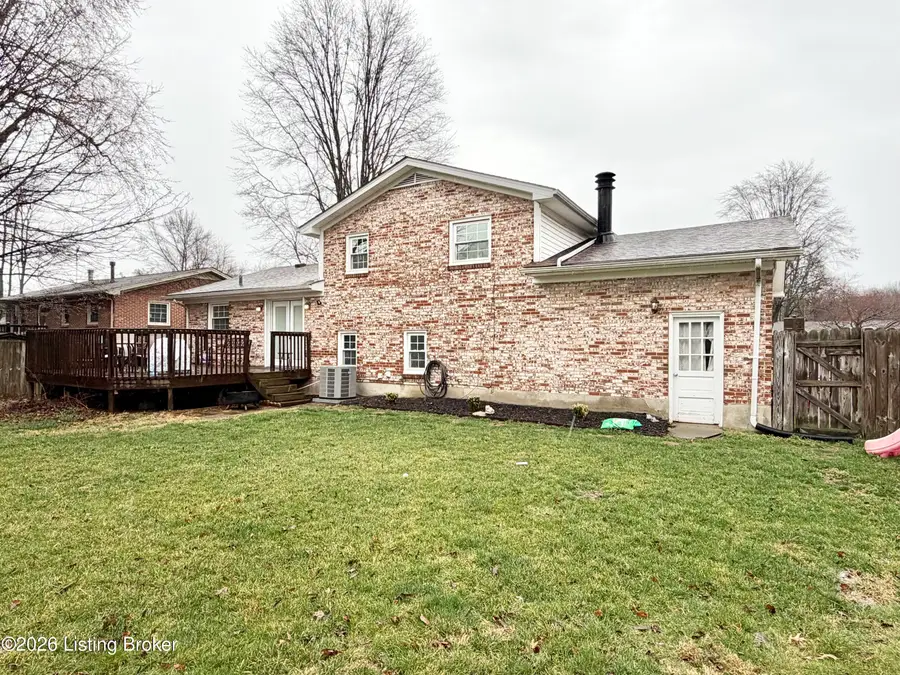 7402 Vincent Way, Louisville, KY 40214 - #3