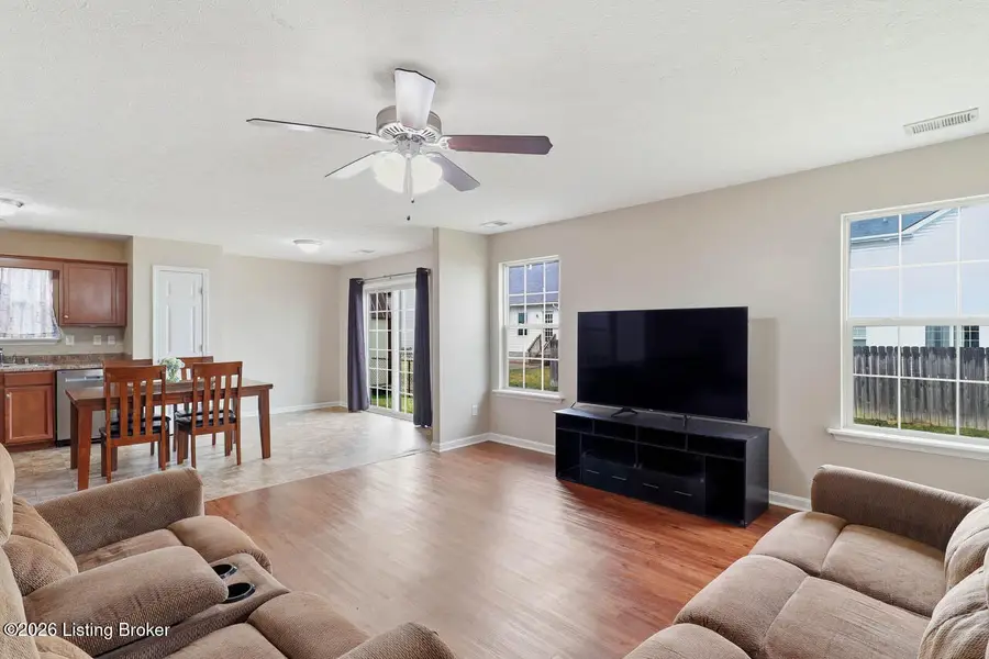 306 Mallard Pointe Blvd, Shepherdsville, KY 40165 - #3