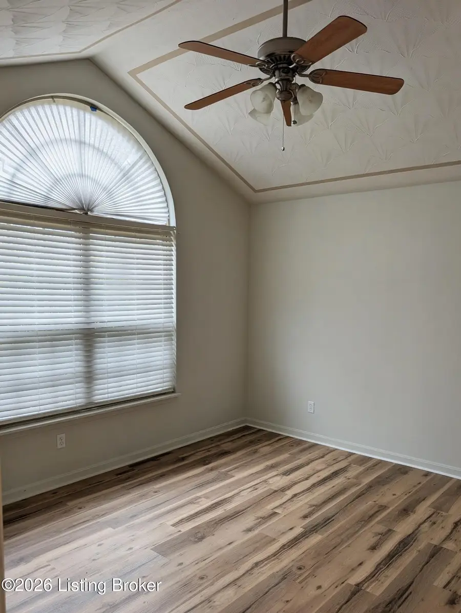 436 Hensley Rd, Shepherdsville, KY 40165 - #3