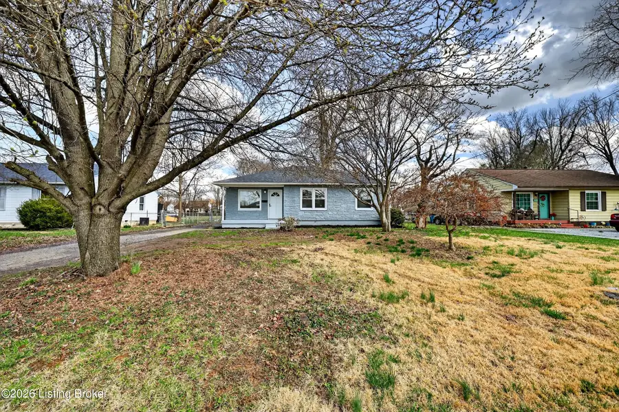 10413 Grafton Hall Rd, Louisville, KY 40272 - #2