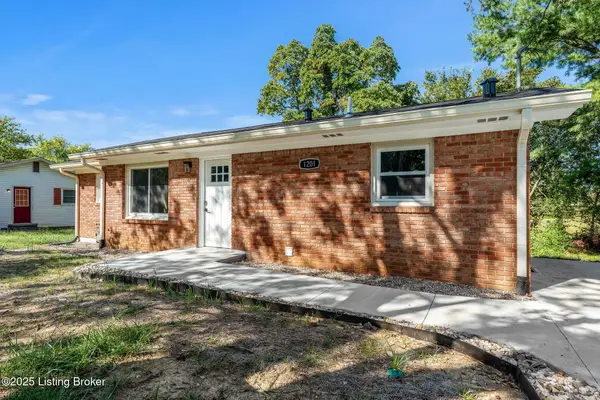 1201 Evelyn Dr, Radcliff, KY 40160