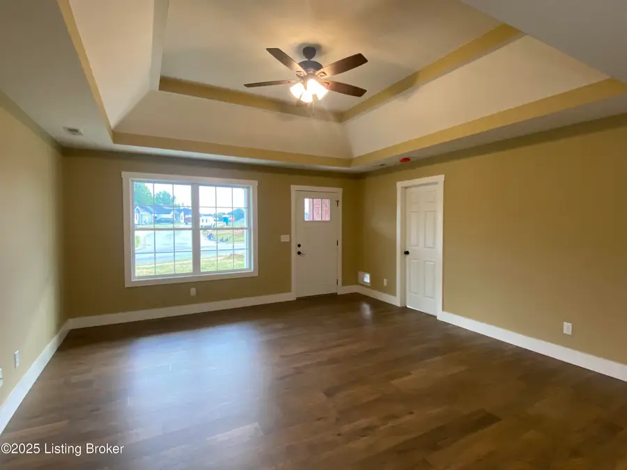 411 Park Hill Ct, Bardstown, KY 40004 - #3