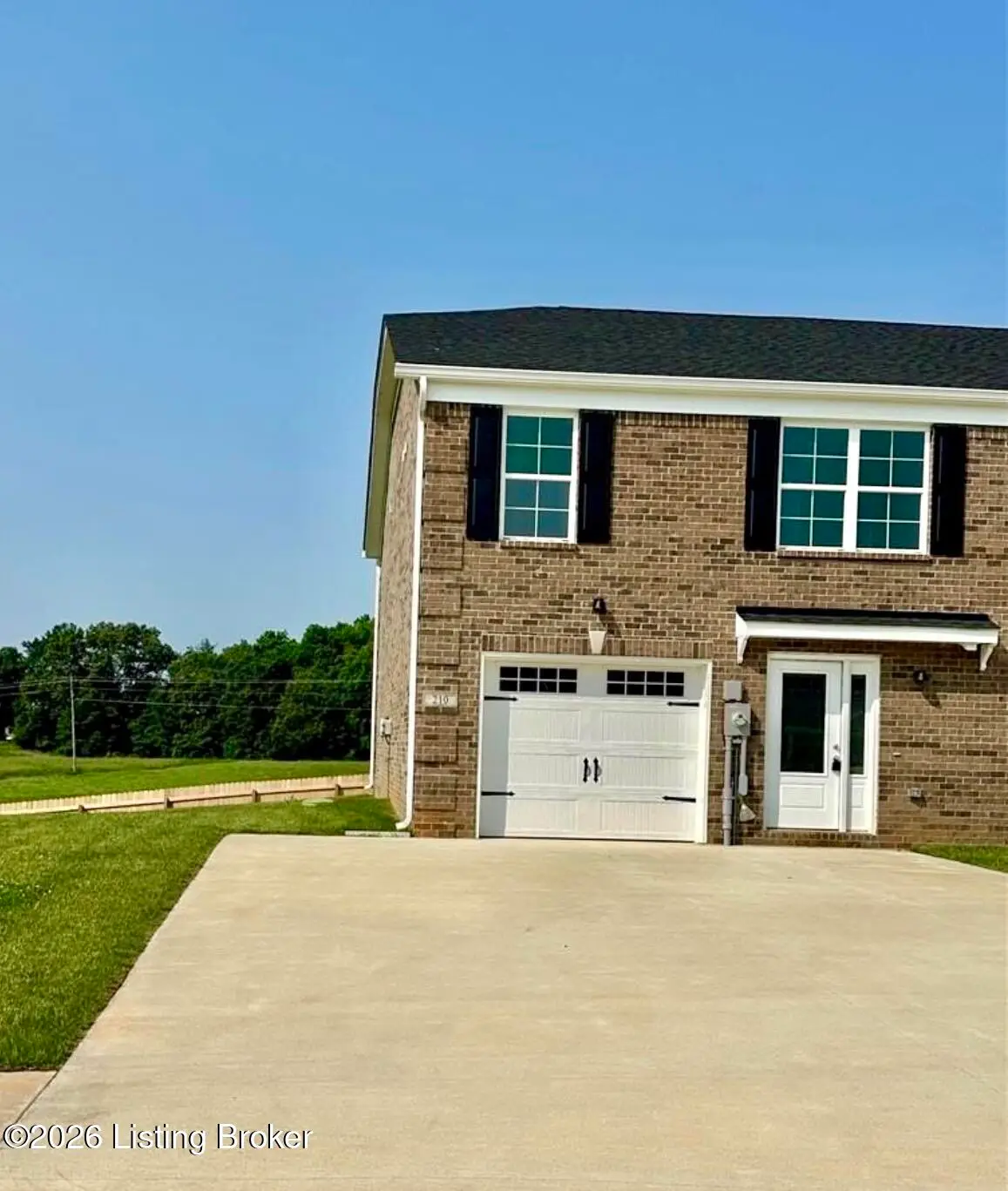 210 Dixon Cir, Vine Grove, KY 40175 - #1