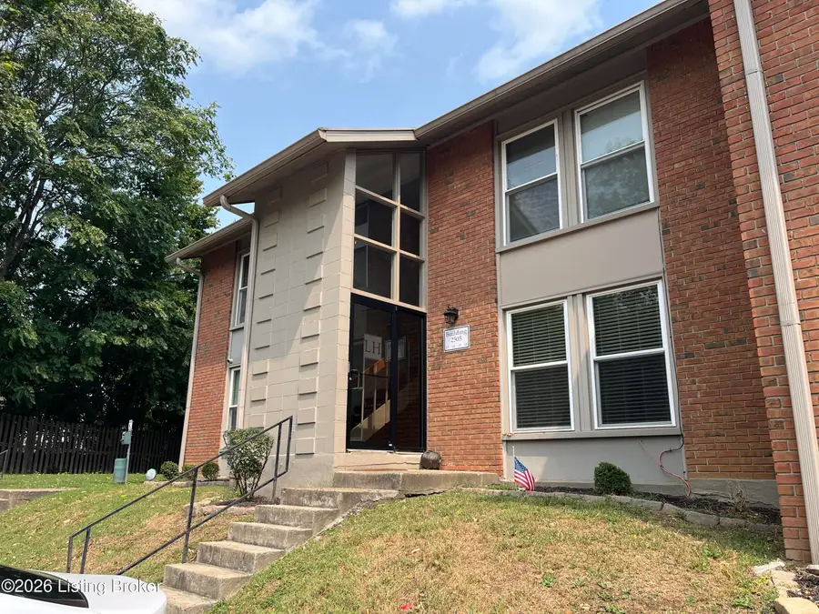 2505 Lindsay Ave, Louisville, KY 40206 - #2