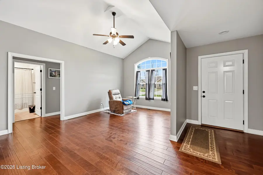 104 Pennyrile Dr, Coxs Creek, KY 40013 - #3