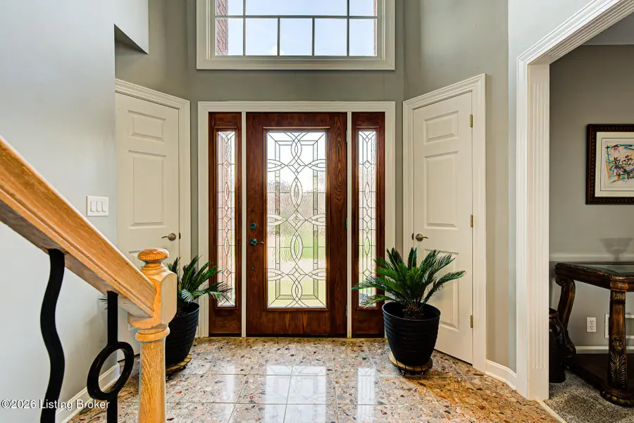 7709 Hall Farm Dr, Louisville, KY 40291 - #3