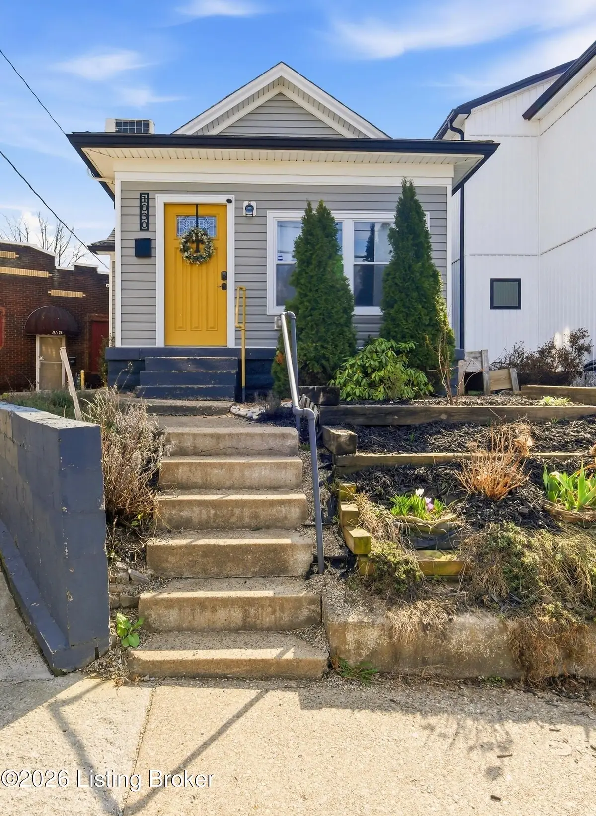 1030 E Oak St, Louisville, KY 40204 - #1