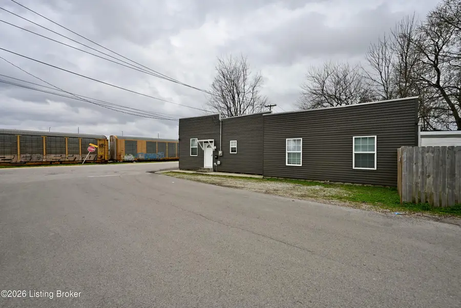 4320 Louisville Ave, Louisville, KY 40209 - #3